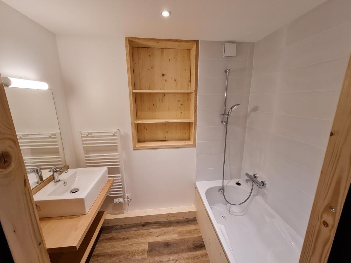 La Maizon Du Bois - Le Haut Appartement De 130 M2 - Le Bas Appartement De 70 M2 La Plagne Luaran gambar